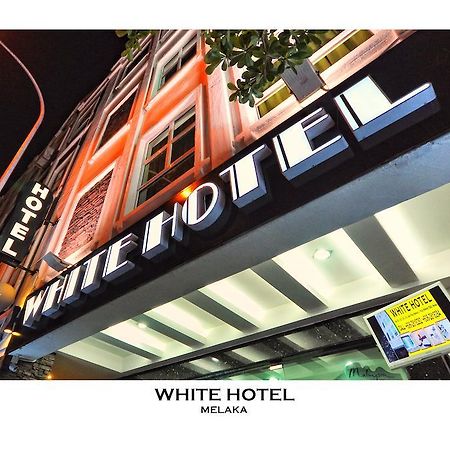 White Hotel Malakka Dış mekan fotoğraf