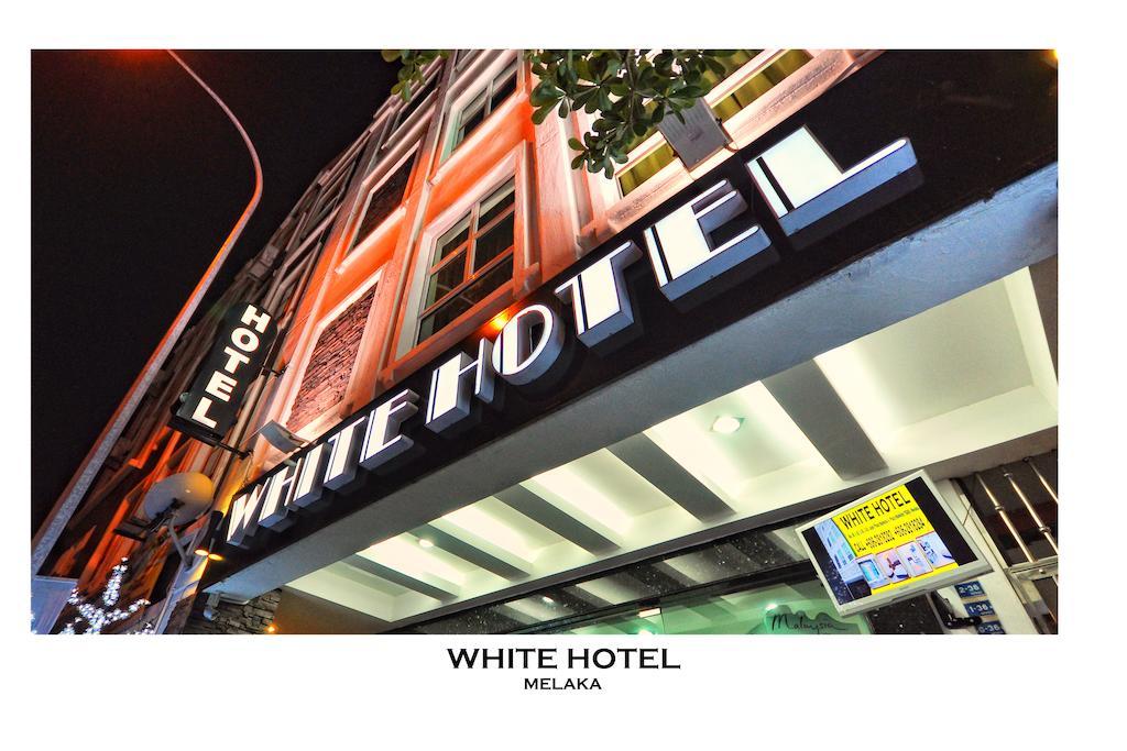 White Hotel Malakka Dış mekan fotoğraf